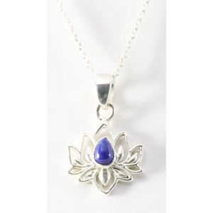 Fijne zilveren lotus hanger met lapis lazuli aan ketting