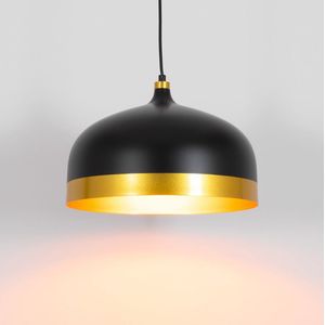 Zwarte industriële hanglamp met gouden details - Zelta