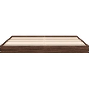 vidaXL - Bedframe - zonder - matras - bewerkt - hout - bruin - eikenkleur - 180x200 - cm