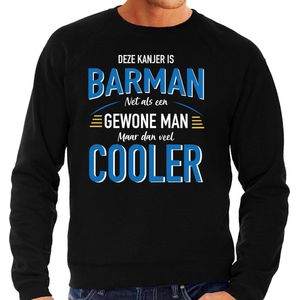 Deze kanjer is barman net als een gewone man maar dan veel cooler sweater zwart voor heren - cadeau trui - Vaderdag kado XXL