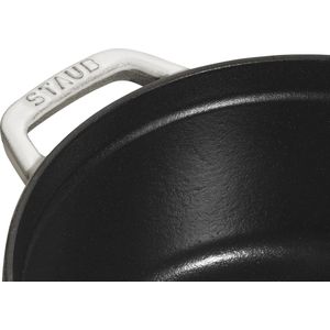 Staub Cocotte Braadpan 28 cm - Grafietgrijze Geëmailleerd Gietijzer - Geschikt voor Inductie - Optimaal Stoombehoud