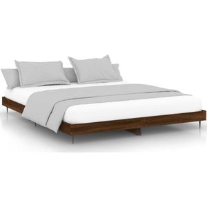 vidaXL - Bedframe - bewerkt - hout - bruin - eikenkleur - 200x200 - cm