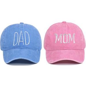 Set met 1 cap Mom licht roze en en 1 cap Dad licht blauw - ca- mom - dad - babyshower - genderreveal - zwanger - geboorte