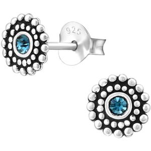 Joy|S - Zilveren Bali rond oorbellen - 6 mm oorknopjes - montana blauw kristal - geoxideerd