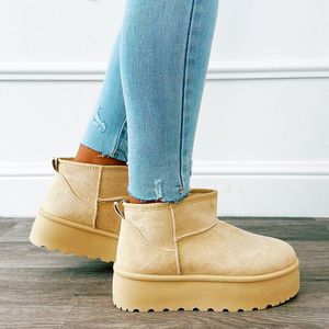 Platform Boots Mini Creme