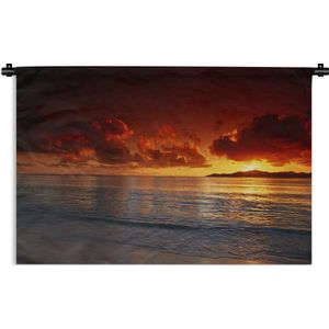Wandkleed Zonsondergang op het strand - Een mooie zonsondergang op het strand Wandkleed katoen 180x120 cm - Wandtapijt met foto XXL / Groot formaat!