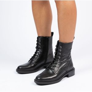 Manfield Leren Veterboots Zwart