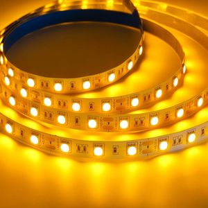 Geel LED Strip Licht 5M - 300 SMD5050 LED's, Snijdbaar & Zelfklevend voor Slaapkamer en Thuisverlichting