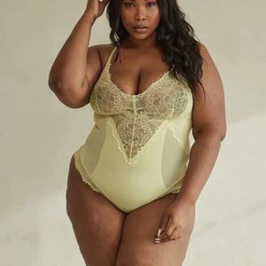 Levady Soft Silhouette Butter - Kanten Shapewear - Bodysuit Dames - Corrigerend Ondergoed - Kanten Shapewear - Shapewear Body - Luxe Shapewear voor Dames - Maat L