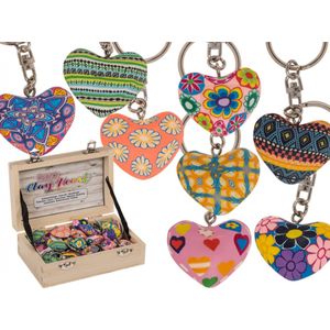 hart sleutelhanger - vrolijke kleuren - hart - sleutelhanger - liefde - gemaakt van klei - 6 stuks