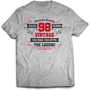 98 Jaar Legend - Feest kado T-Shirt Heren / Dames - Antraciet Grijs / Rood - Perfect Verjaardag Cadeau Shirt - grappige Spreuken, Zinnen en Teksten. Maat S