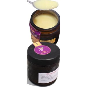Royal Jelly / koninginnebrij- 100 gr Vers. Recht van imker Marijke. Merk: Honing van Marijke. 100% zuivere Royal Jelly, geen verdunning, geen additieven.
