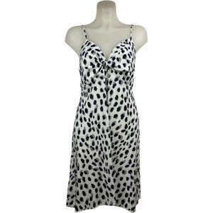 Angelle Milan – Travelkleding voor dames – Wit/zwarte stipjes jurk met Bandjes – Ademend – Kreukherstellend – Duurzame jurk - In 4 maten - Maat XL