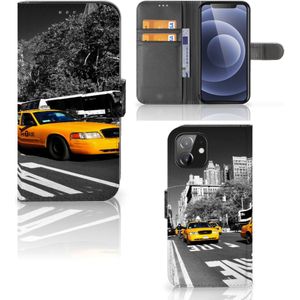 iPhone 12 | 12 Pro (6.1") Flip Cover New York Taxi