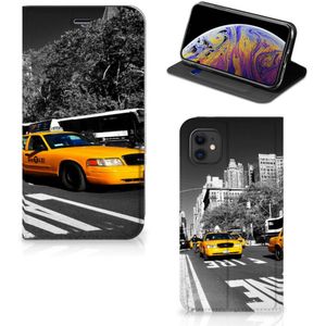 Apple iPhone 11 Book Cover New York Taxi