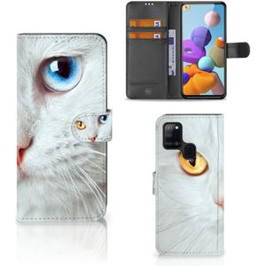 Samsung Galaxy A21s Telefoonhoesje met Pasjes Witte Kat