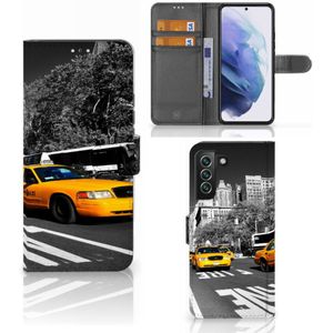 Samsung Galaxy S22 Plus Flip Cover New York Taxi
