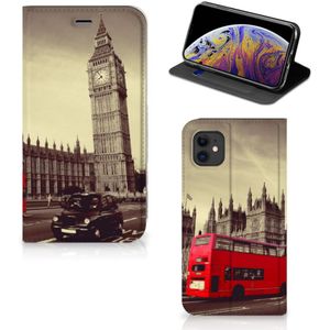 Apple iPhone 11 Book Cover Londen