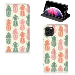 Apple iPhone 11 Pro Max Flip Style Cover Ananas