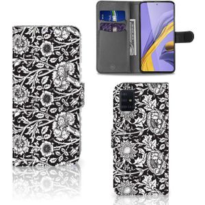 Samsung Galaxy A51 Hoesje Black Flowers