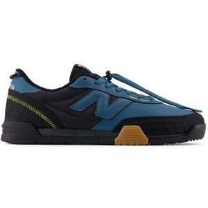 New Balance Heren NB Numeric 440 v2 Trail Low in Zwart, Suede/Mesh, Maat 42