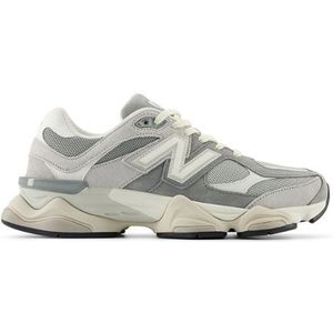 New Balance Unisex 9060 in Grijs, Suede/Mesh, Maat 39.5