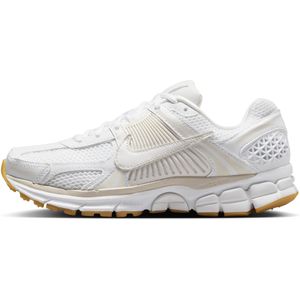 Nike Zoom Vomero 5 damesschoenen met accenten met reflecterend design - Wit