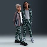 Nike Tech joggingbroek van fleece met camouflageprint voor jongens - Groen