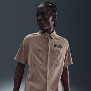 Nike Dri-FIT UV-hardlooptop met korte mouwen en knoopsluiting voor heren - Bruin