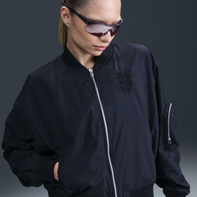 Nike - Engeland Essential - Oversized Voetbalbomberjack - Zwart
