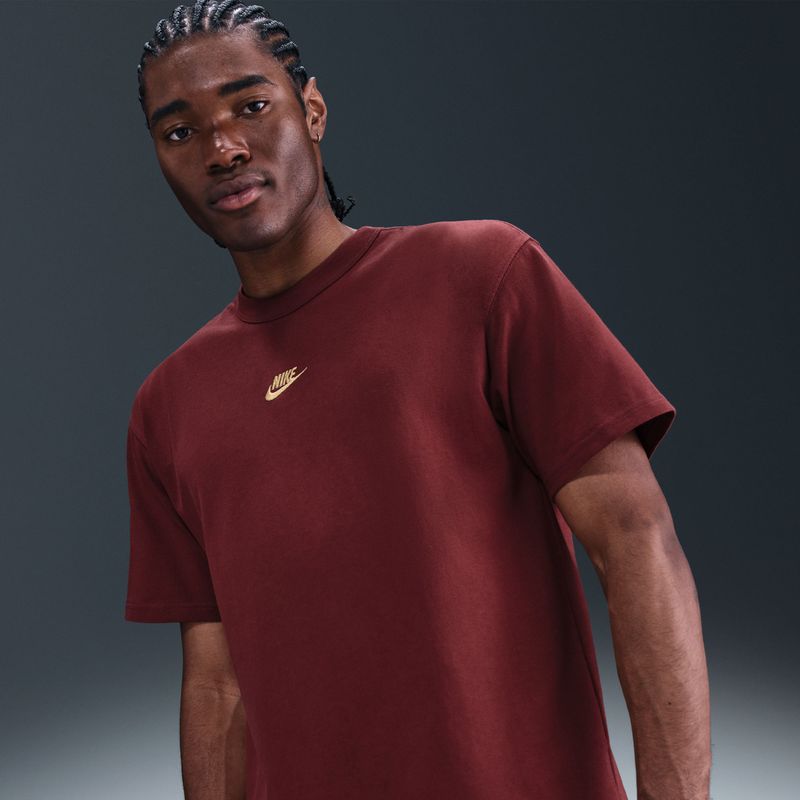 Nike Sportswear Shirt 'Premium Essentials'  geel / bourgogne