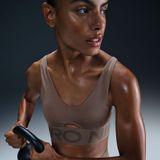 Nike Indy Plunge - Sport bh - Rood - Padded - Medium Ondersteuning