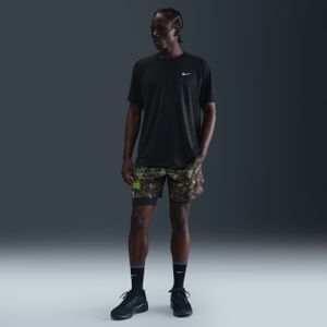 Nike Stride Dri-FIT hardloopshorts met print en binnenbroek voor heren (18 cm) - Zwart