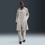 Nike 24.7 PerfectStretch oversized trenchcoat met Dri-FIT voor dames - Bruin