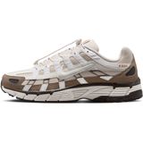 Nike - P-6000 - Herenschoenen - Bruin