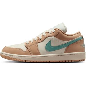 Jordan - Air Jordan 1 Low - Damesschoenen - Bruin