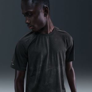 Nike Stride Dri-FIT ADV hardlooptop met korte mouwen en reflecterend design voor heren - Zwart