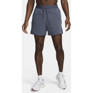 Nike A.P.S. Multifunctionele herenshorts met Dri-FIT (15 cm) - Blauw