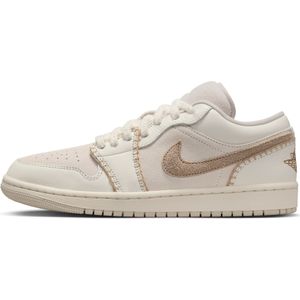 Air Jordan 1 Low SE - Damesschoen - Bruin