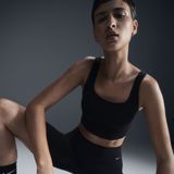 Nike - Alate Ellipse Longline - Damesbeha