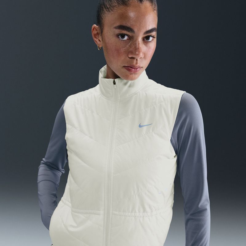 Nike Swift Therma-FIT hardloopbodywarmer voor dames - Wit