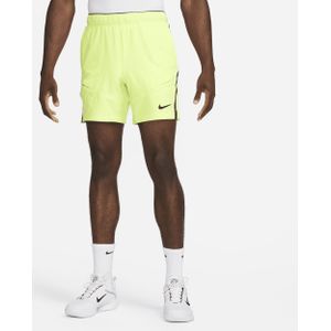 NikeCourt Advantage Dri-FIT tennisshorts voor heren (18 cm) - Geel