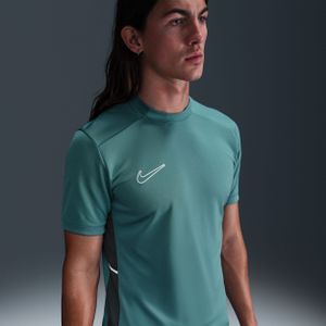 Nike Academy voetbaltop met Dri-FIT en korte mouwen voor heren - Groen