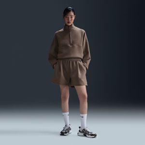 Nike 24.7 ImpossiblySoft ruimvallende damesshorts met Dri-FIT en halfhoge taille (10 cm) - Bruin