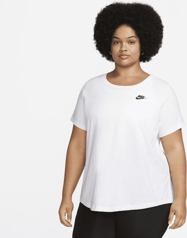 Nike Club Essentials T-shirt voor dames (Plus Size) - Wit