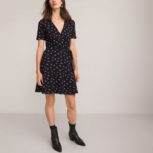 Korte jurk wikkelmodel, bloemenprint LA REDOUTE COLLECTIONS. Viscose materiaal. Maten XXL. Zwart kleur