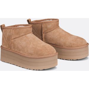 Boots W Classic Ultra Mini Platform UGG. Leer materiaal. Maten 40. Kastanje kleur