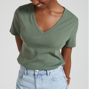 Iconic T-shirt, V-hals, korte mouwen PETIT BATEAU. Katoen materiaal. Maten XL. Groen kleur