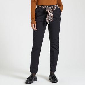 Rechte broek met strikceintuur ONLY. Katoen materiaal. Maten S / L32. Zwart kleur