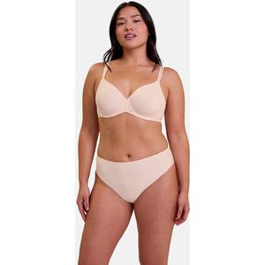 Slip Sonia SANS COMPLEXE. Polyamide materiaal. Maten 50/52 FR - 48/50 EU. Beige kleur